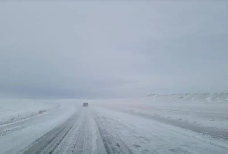 Круглосуточное дежурство на трассах зимой организуют в Жамбылской области