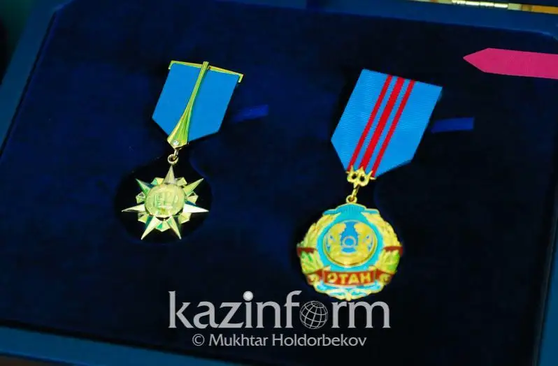 Президент Жарлығымен бірқатар азамат мемлекеттік наградалармен марапатталды