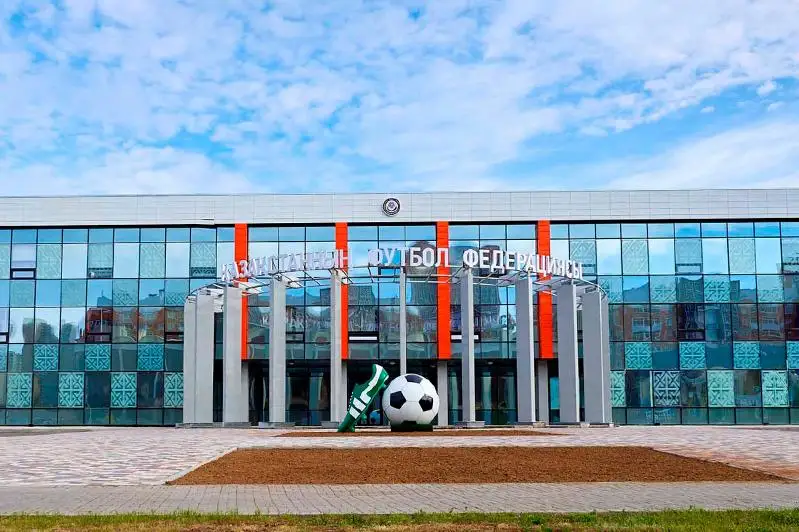 قازاقستان فۋتبول فەدەراتسياسى سپورتتىق ءىس-شارالاردى توقتاتتى