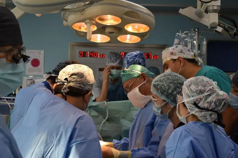 تارازدا العاش رەت جۇرەكتىڭ قولقا كلاپانى پلاستيكامەن الماستىرىلدى