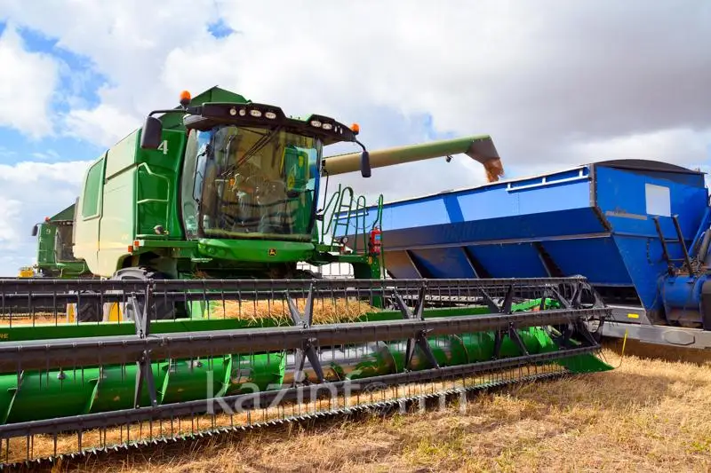 Дальнейший рост цен на сельхозтехнику не исключают в Минсельхозе