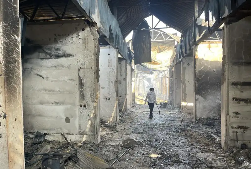 Jetisaı bazaryndaǵy órtke baılanysty komıssııa quryldy