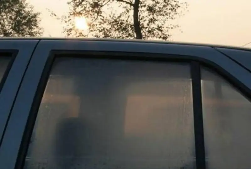 Власти ОАЭ выпустили рекомендации по предотвращению возгораний авто на жаре