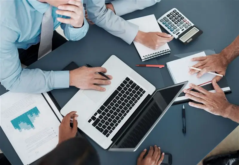 شاعىن بيزنەسكە ارنالعان 100 جوبا