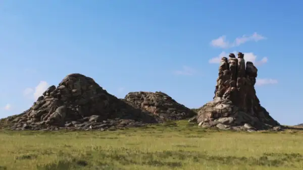 باياناۋىلداعى عاجايىپ تاسقا «تانوستىڭ قولى» دەگەن اتاۋ ۇسىنىلدى