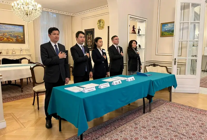 Казахстанские избиратели начали голосовать в Бельгии