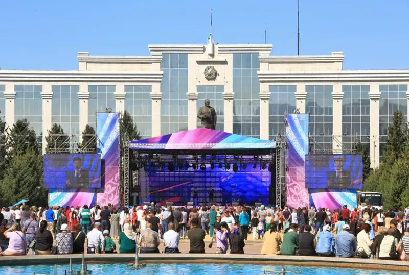 День Конституции празднуют в ВКО