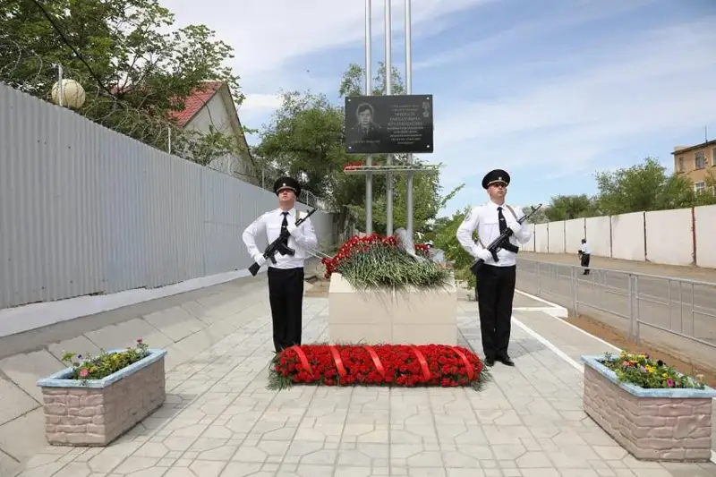 Улицу в Байконуре назвали в честь погибшего полицейского