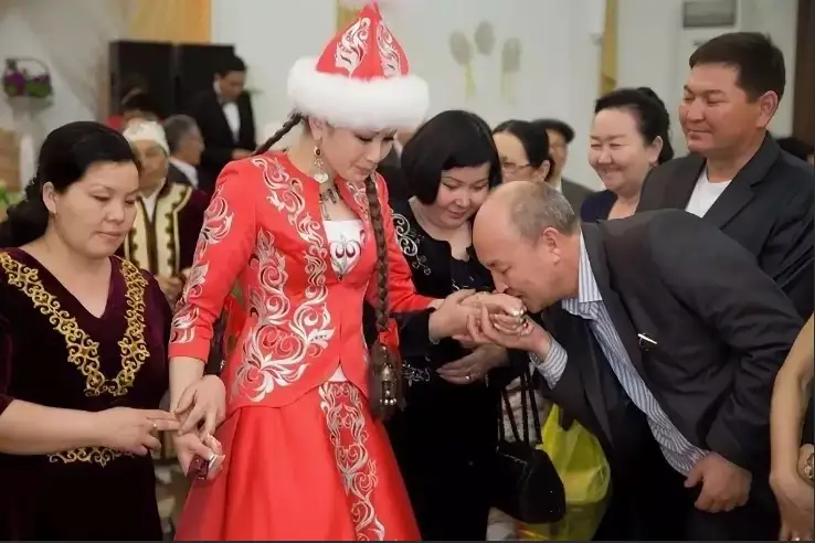 «بالدىز قالىڭ» ءداستۇرى