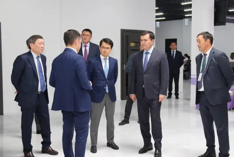 Современный цифровой офис по обслуживанию населения открыли в Караганде
