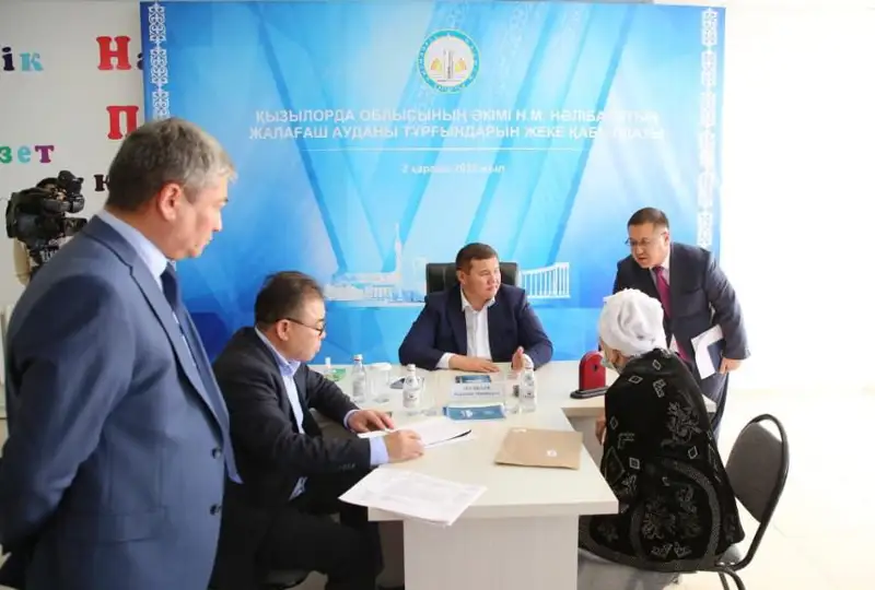 Nurlybek Nálibaev aýyldardaǵy 400-den astam turǵynnyń máselesin saralady