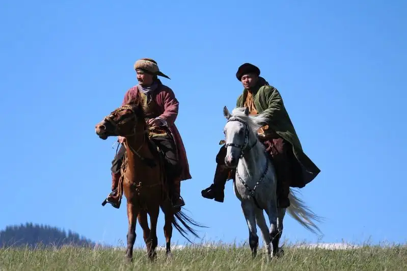 پالۋان، ءانشى، كومپوزيتور بالۋان شولاق تۋرالى فيلم ەفيرگە شىعادى