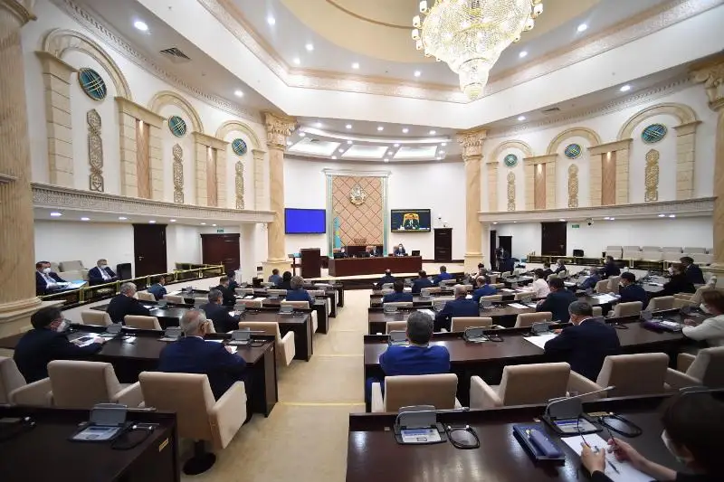 سەنات كوميتەتتەرىنىڭ جاڭا ءتوراعالارى سايلاندى