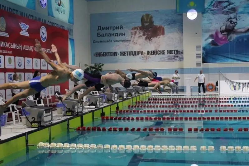 В Актобе проходит открытый чемпионат Казахстана по плаванию
