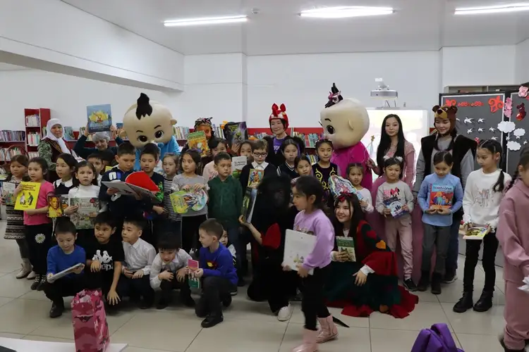 Balalar jyly: ShQO kitaphanasy apta boıy túrli shara ótkizedi