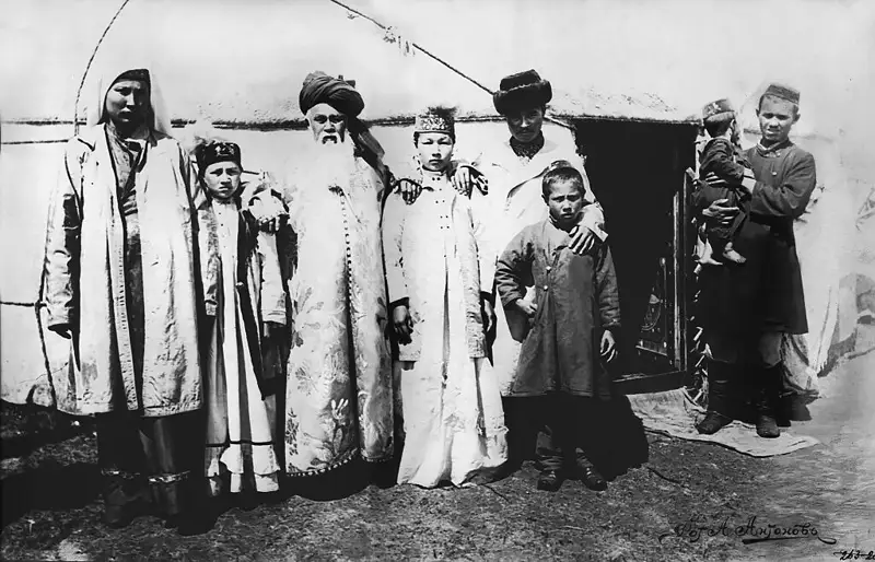 شورتانباي مولدالارعا نەگە شۇيلىكتى؟ نەمەسە «ۋكازنويدىڭ» ىلاڭى