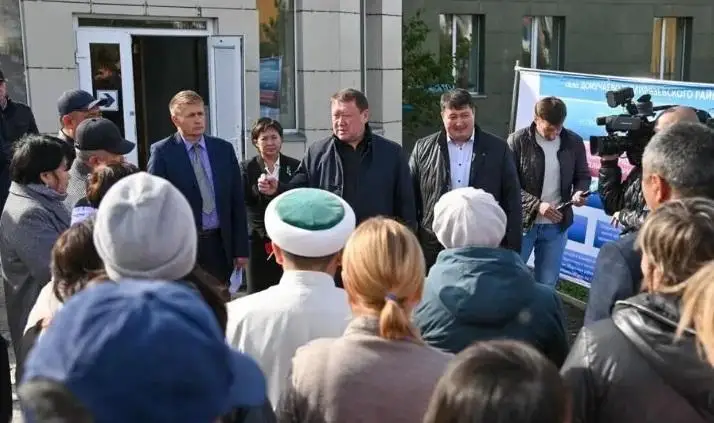 Центральную больницу отремонтируют к юбилею района в СКО