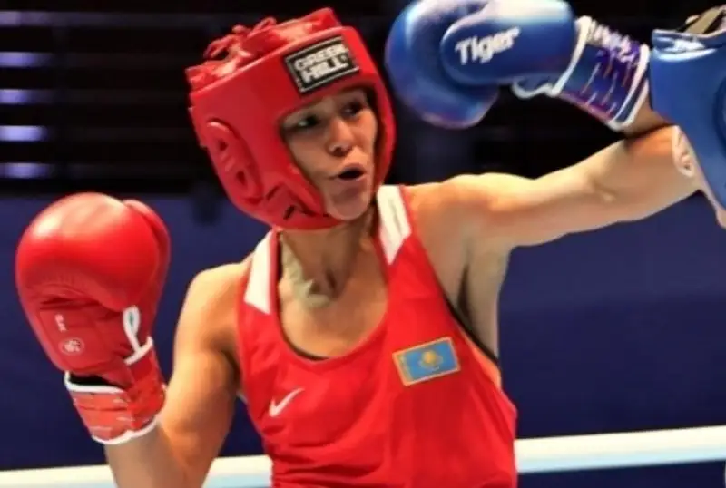 Алуа Балкибекова вышла в финал ЧА по боксу в Аммане