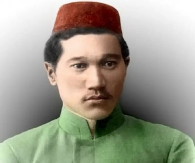 بۇگىن ازاتتىقتى اڭساعان الاش ارىسىنىڭ تۋعان كۇنى