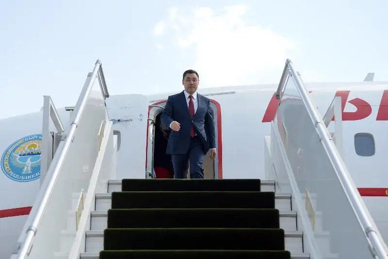 قىرعىزستان رەسپۋبليكاسىنىڭ پرەزيدەنتى تاشكەنتكە كەلدى