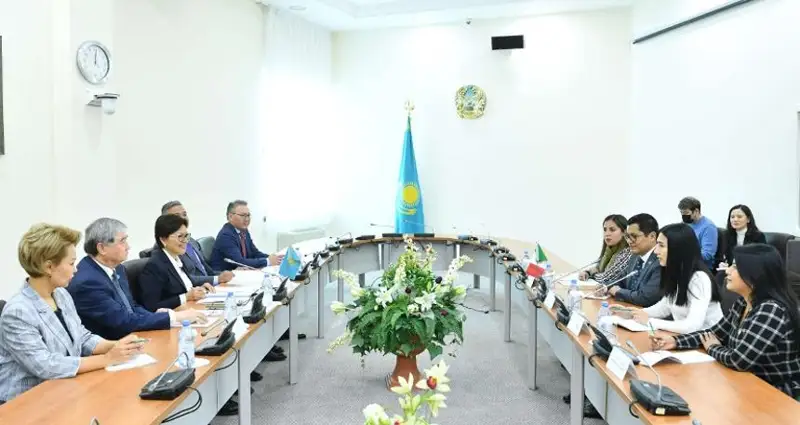 Депутаты Парламента Мексики впервые посетили Мажилис