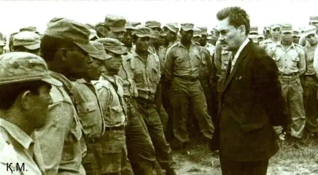 باۋىرجان مومىش ۇلى تۋرالى قىزىقتى 13 دەرەك