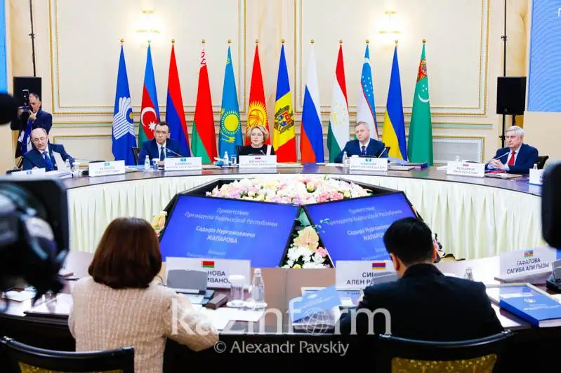 TMD Parlamentaralyq Assambleıasy dıalogtyń tıimdi alańyna aınaldy - Pavel Kazantsev