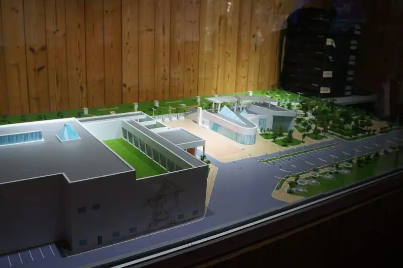 شىمكەنتتە ازياداعى ەڭ ءىرى امبەباپ اتۋ كەشەنى سالىنىپ جاتىر