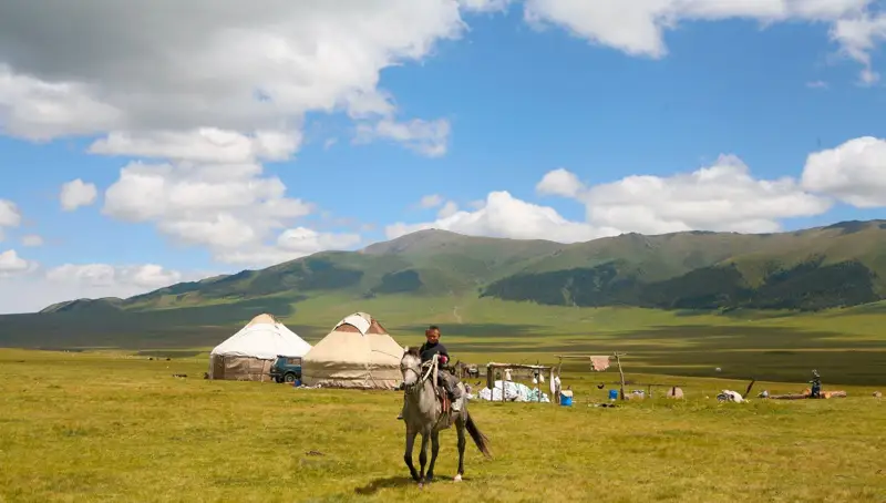اتاجۇرتقا كەلۋىم ءبىر حيكايا - ۇلاربەك نۇرعالىم