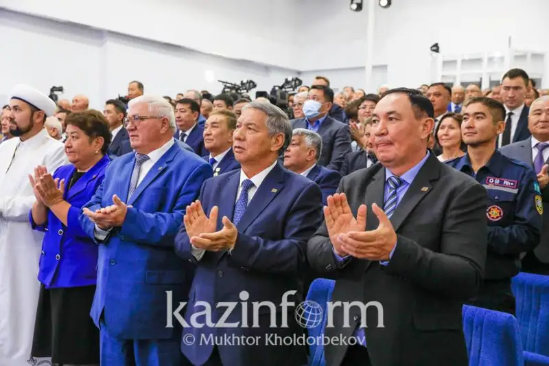 Президент наградил группу жителей Алматинской области