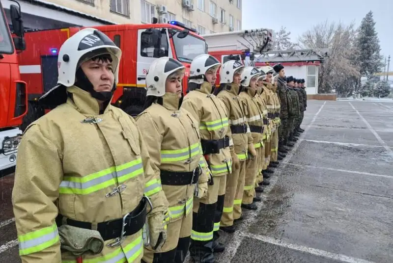 Более 3 тысяч спасателей будут дежурить в новогоднюю ночь