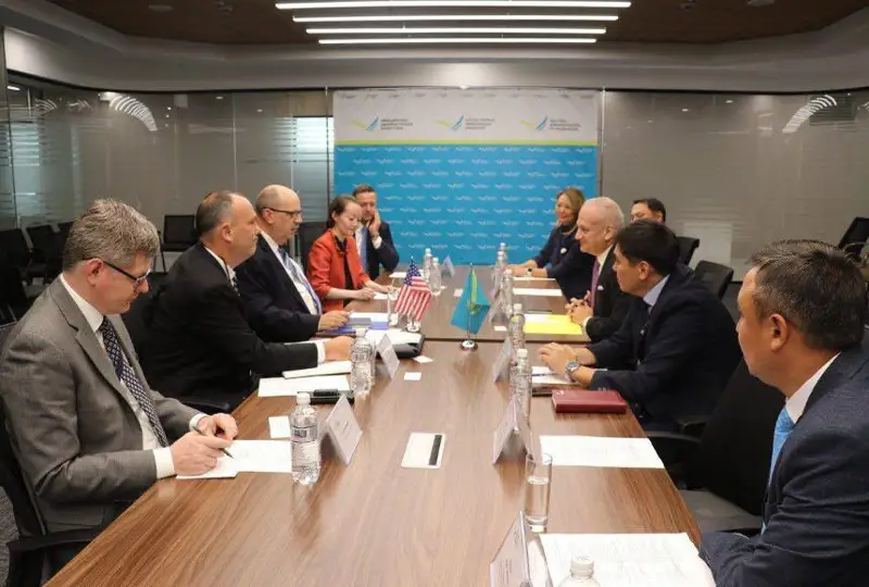 Эксперты США оценили пункты досмотра аэропорта в Нур-Султане