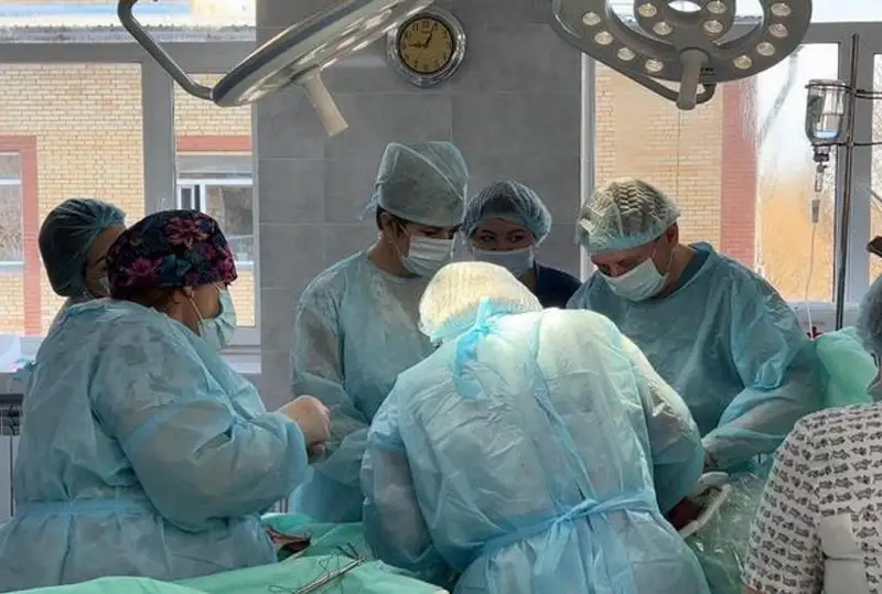 Кесарево сечение новым способом сделали врачи Караганды