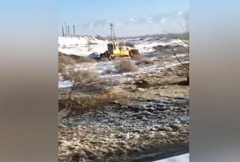 Уровень воды резко поднялся в реке Тургень в Алматинской области из-за шугохода