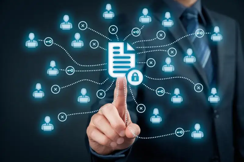 قازاقستاندىقتاردىڭ جەكە مالىمەتتەرىنىڭ تارالۋىنا قاتىستى ءىس تەرگەلىپ جاتىر