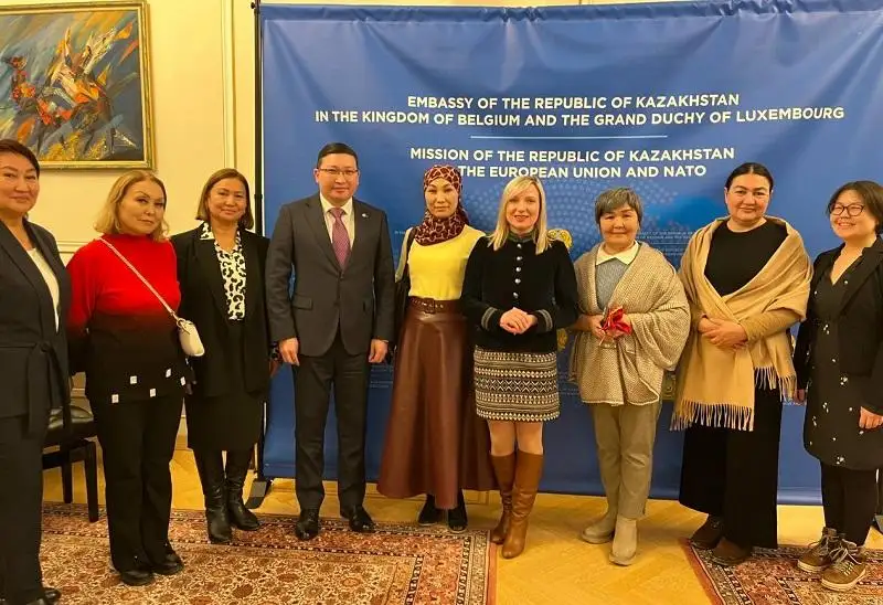 Представители семи вузов Центральной Азии посещают Бельгию