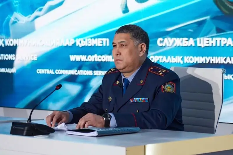 Владельцев электросамокатов призвали использовать каски и перчатки