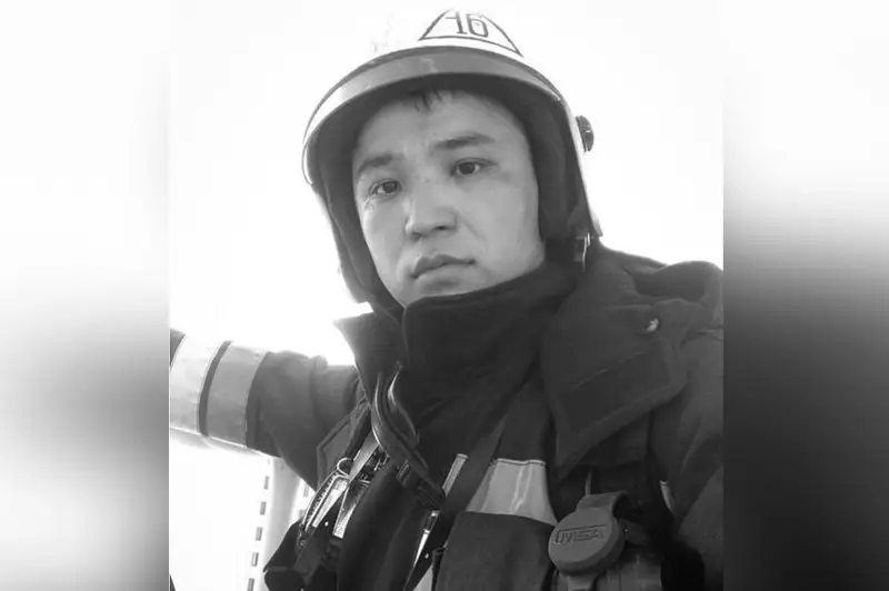Героически погибшего пожарного Аскара Забикулина проводили в последний путь