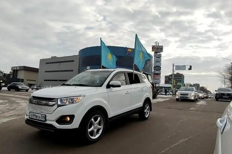 Автопробег ко Дню Независимости прошёл в Карагандинской области