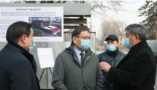 Almaty ákimi Erbolat Dosaev dárigerlermen kezdesti