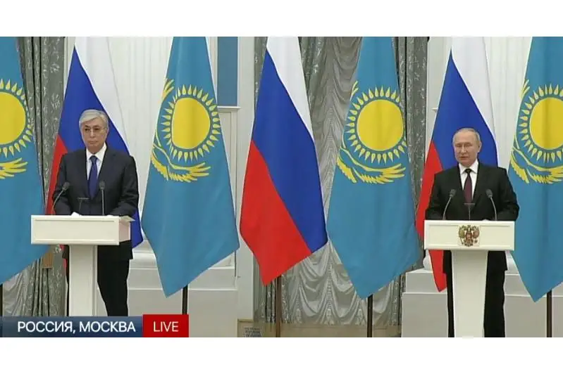 Касым-Жомарт Токаев назвал важными переговоры с Владимиром Путиным