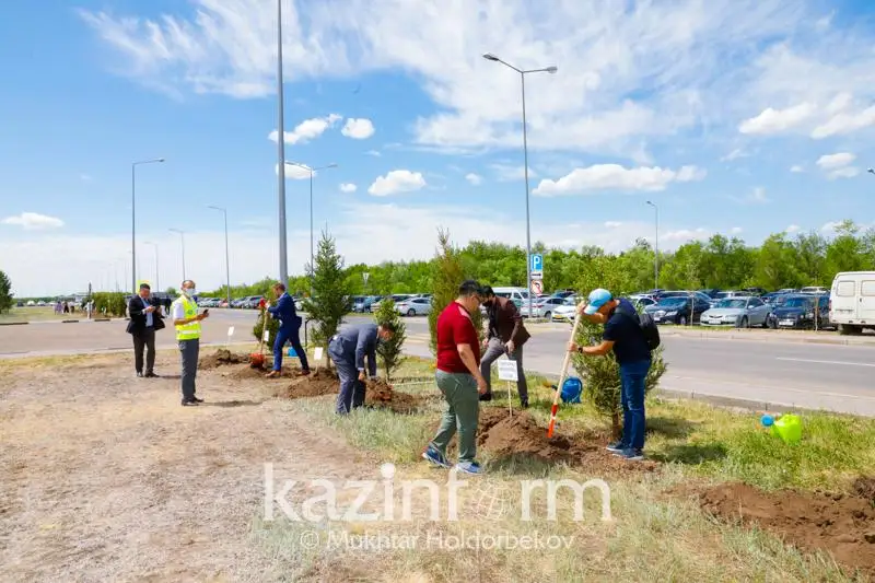 Аллея авиаторов появилась в Нур-Султане