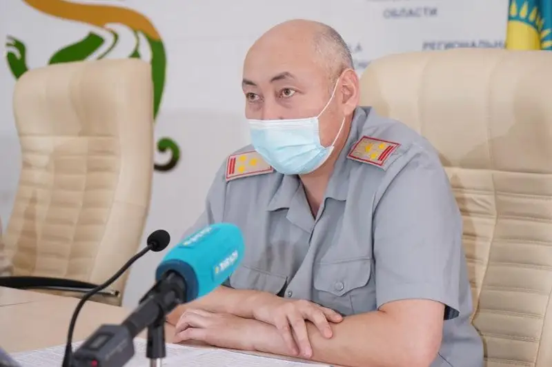 Троих туристов спасли на озере в Акмолинской области