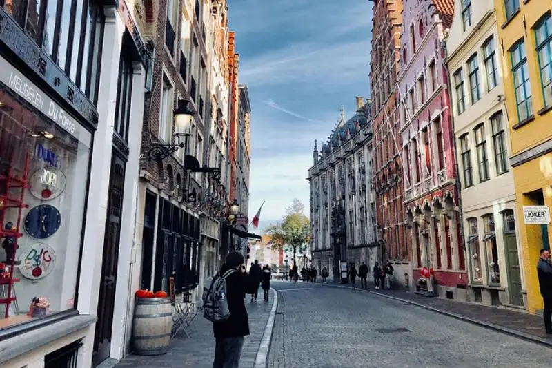 Belgııa men Shveıtsarııa sanıtarlyq shekteýlerdi jeńildetip jatyr
