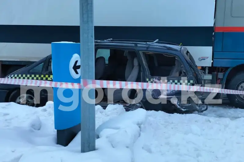 Смертельное ДТП на трассе в ЗКО: трое погибли