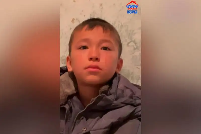 «Óskende qaıtaryp berem, shyn aıtamyn»: Otbasyna úı suraǵan bala baspanaly boldy