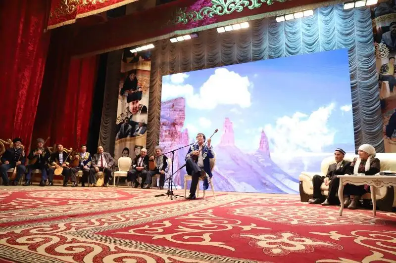 В Мангистауской области прошел творческий вечер жырау Жаксылыка Елеусинова