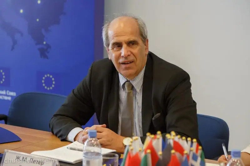 Спецпредставитель ЕС прокомментировал конфликт на кыргызско-таджикской границе