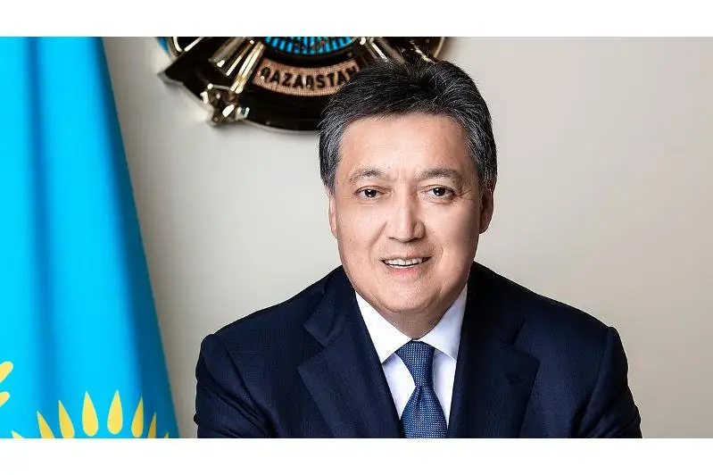 Асқар Мамин қазақстандықтарды Тұңғыш Президент күнімен құттықтады