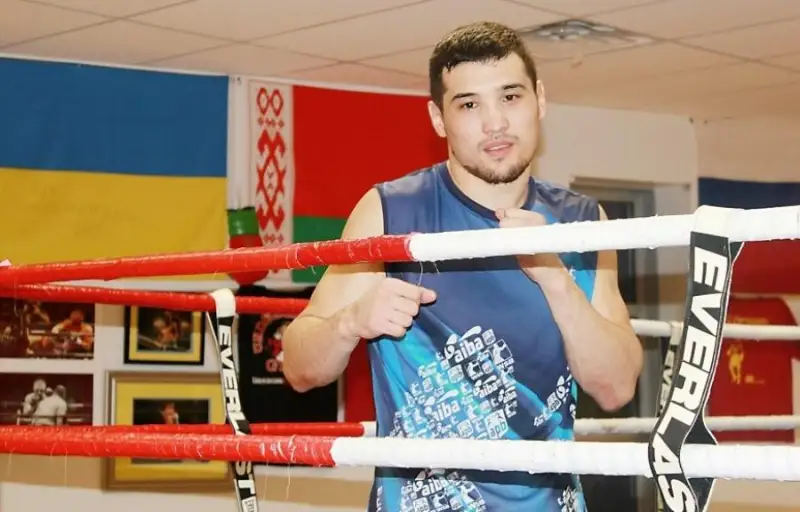 Даурен Елеусинов нокаутом одержал девятую победу в профи